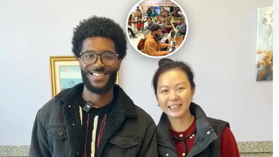 DoorDash Driver Found a Forgotten Piano in a Chinese Restaurant and It Changed His Life Forever